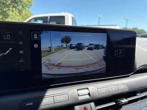 Used 2025 Kia K4 EX FWD image 32