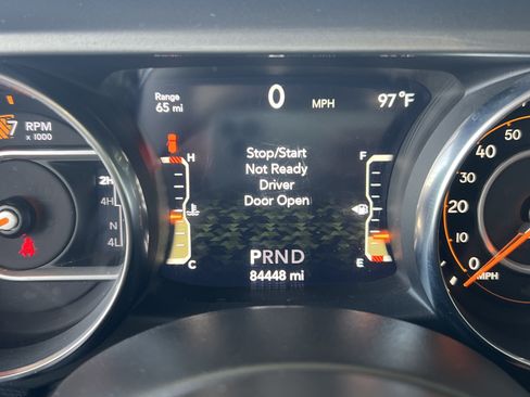 Used 2019 Jeep Wrangler Unlimited Sahara AWD/4WD image 23