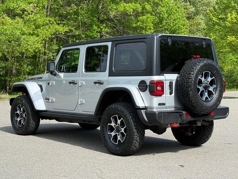 Used 2022 Jeep Wrangler Unlimited Rubicon w/ Dual Top Group AWD/4WD image 2