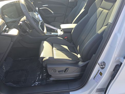 New 2025 Audi Q5 Premium Plus image 19