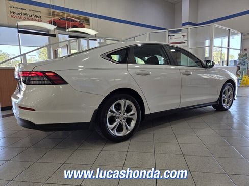 Used 2023 Honda Accord LX image 4