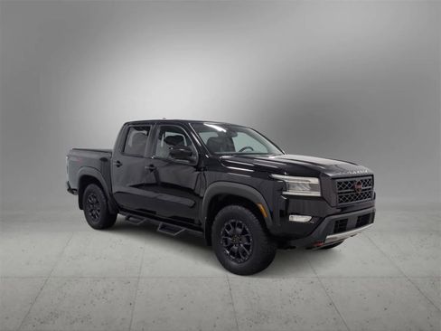 Used 2022 Nissan Frontier PRO-4X w/ Pro-4X Premium Package image 2