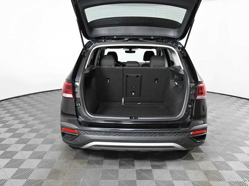 Certified 2023 Volkswagen Taos S FWD image 7