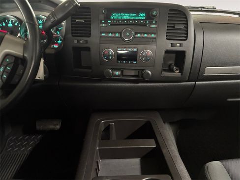 Used 2012 GMC Sierra 1500 SLE w/ Power Tech Package image 11