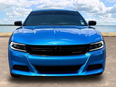 Used 2023 Dodge Charger SXT RWD image 2
