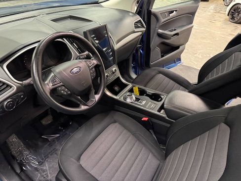 Used 2021 Ford Edge SE image 33