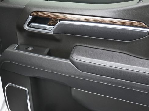 Used 2025 GMC Sierra 1500 Elevation w/ Preferred Package image 25