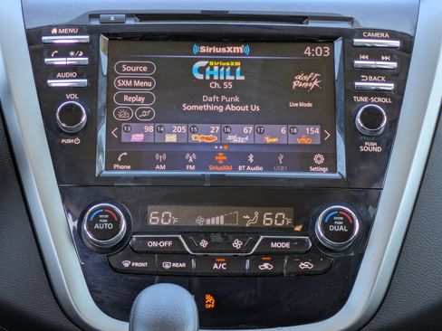 Used 2019 Nissan Murano S image 14