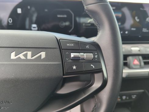 Used 2025 Kia K4 EX FWD image 41