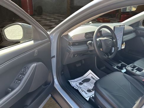 New 2026 Ford Mustang Mach-E Select image 17