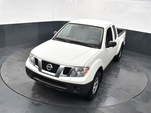Used 2020 Nissan Frontier S image 33