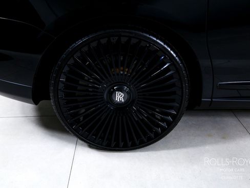 Used 2023 Rolls-Royce Cullinan AWD/4WD image 40