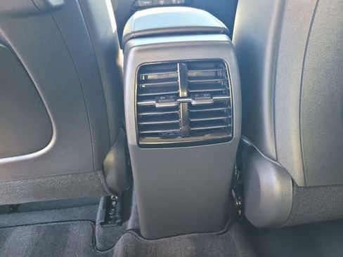 Used 2025 Kia Niro EX image 15