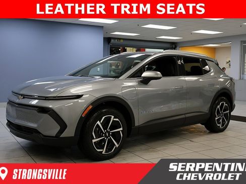 New 2026 Chevrolet Equinox EV LT image 1