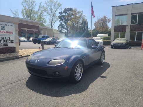 Used 2006 MAZDA MX-5 Miata Touring image 3