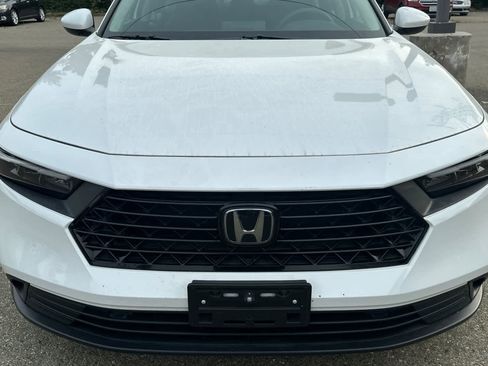 Used 2023 Honda Accord LX image 9