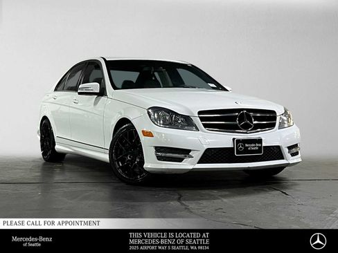 Used 2014 Mercedes-Benz C 300 4MATIC Sedan image 1