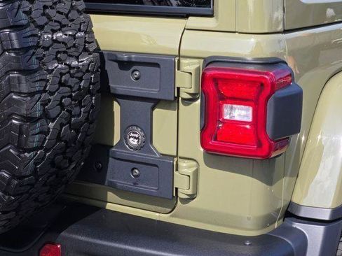 Certified 2025 Jeep Wrangler Unlimited Rubicon 392 AWD/4WD image 7