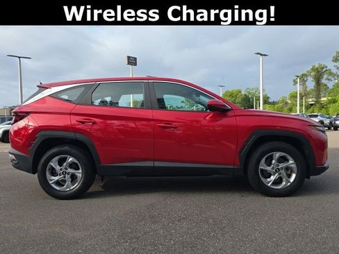 Used 2023 Hyundai Tucson SE image 3