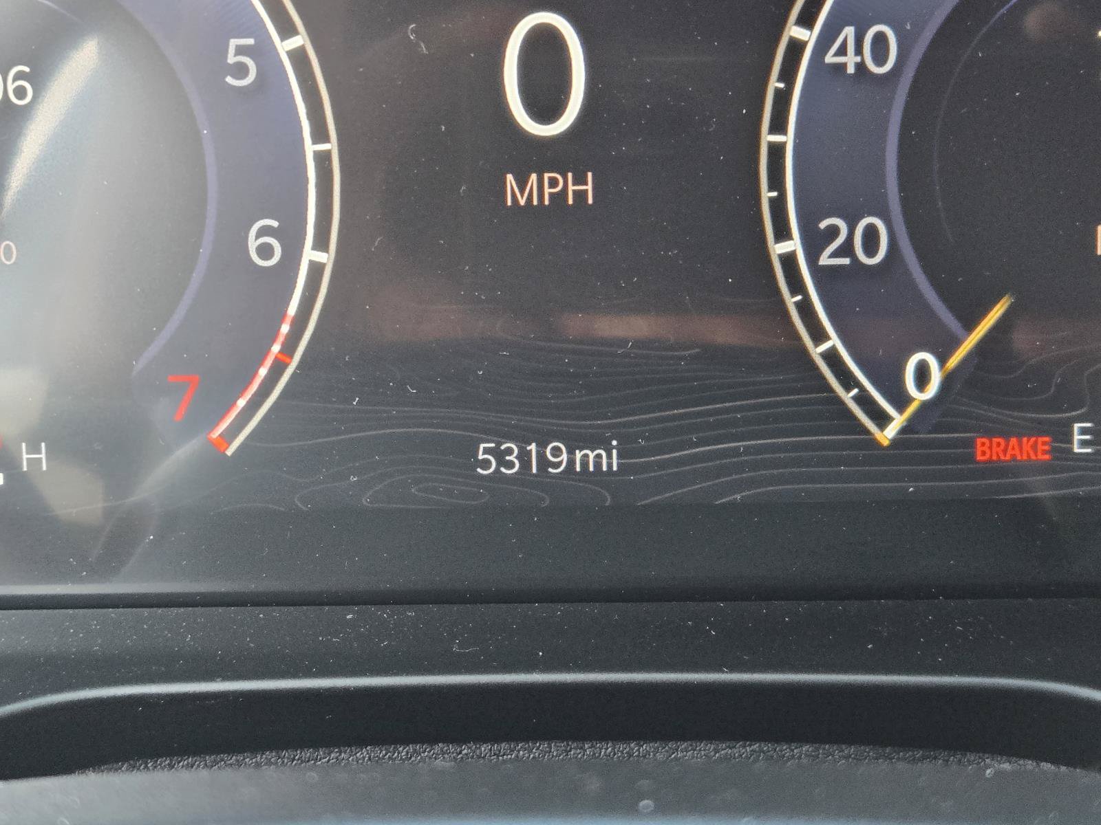 Used 2025 Jeep Grand Cherokee Laredo X RWD image 15