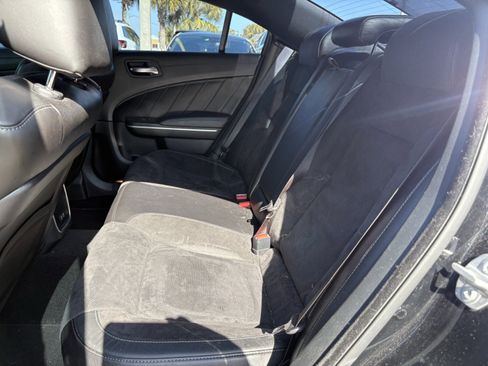 Used 2023 Dodge Charger Scat Pack w/ Dynamics Package image 9