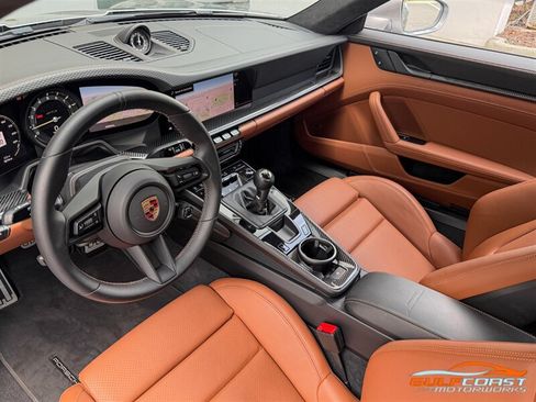 Used 2024 Porsche 911 GT3 RWD image 13