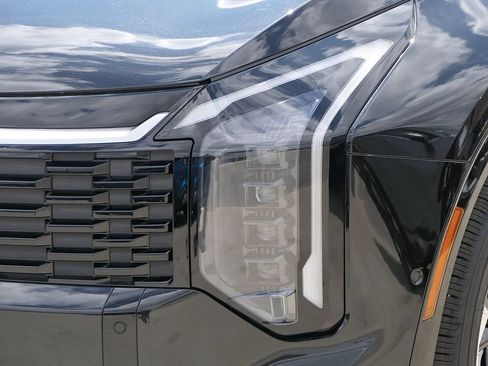New 2026 Kia Sportage SX Prestige AWD/4WD image 8