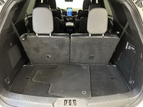 Used 2020 Ford Explorer ST w/ Premium Technology Package AWD/4WD image 27