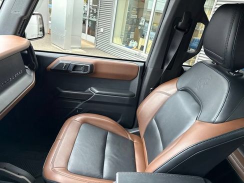 Certified 2024 Ford Bronco Outer Banks AWD/4WD image 28