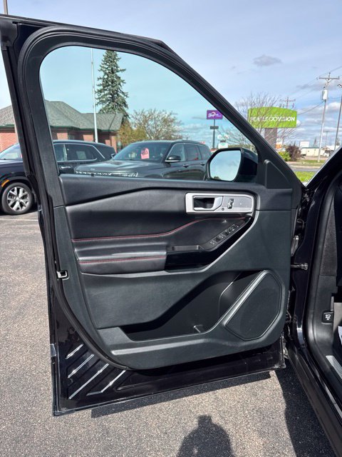 Certified 2024 Ford Explorer ST-Line w/ Class IV Trailer Tow Package AWD/4WD image 17