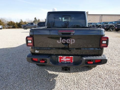 New 2026 Jeep Gladiator Rubicon AWD/4WD image 5