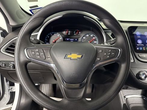 Used 2024 Chevrolet Malibu LT FWD image 25