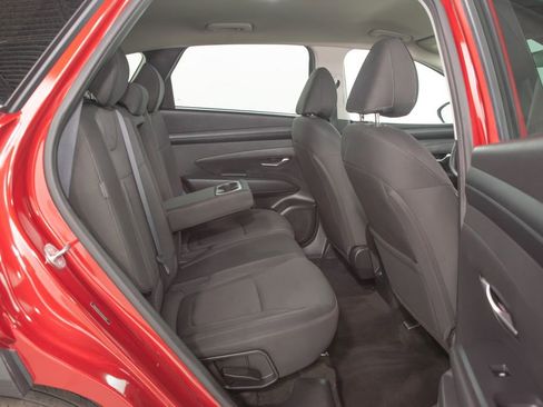 Used 2025 Hyundai Tucson SEL FWD image 19