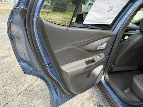 New 2026 Buick Envista Sport Touring w/ Convenience II Package FWD image 17