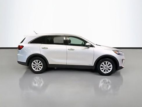 Used 2019 Kia Sorento AWD image 7