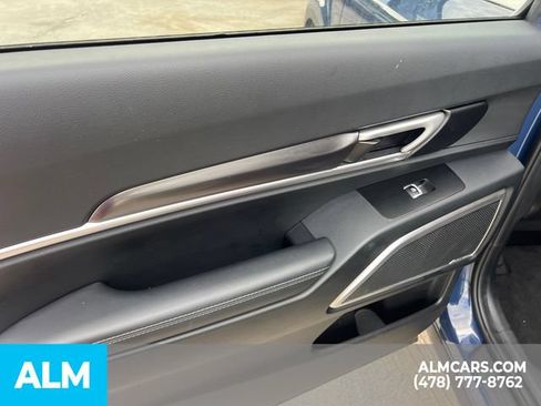 Used 2025 Kia Telluride S FWD image 18