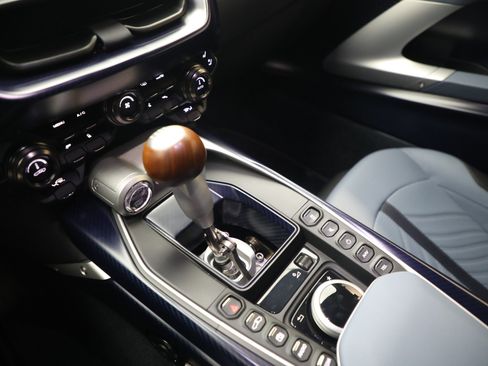 Used 2024 Aston Martin Valour RWD image 28