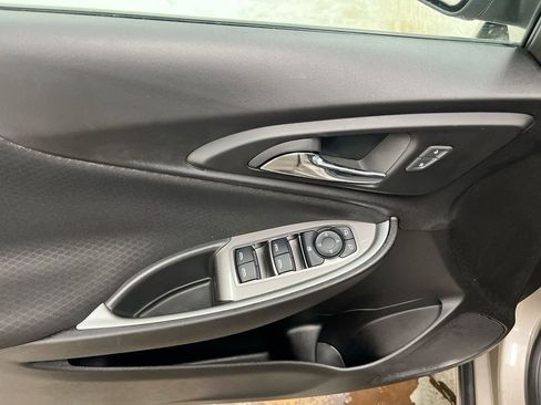 Used 2025 Chevrolet Malibu LT FWD image 20