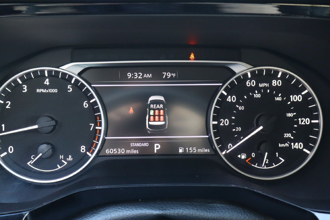 Used 2024 Nissan Pathfinder SV FWD image 10