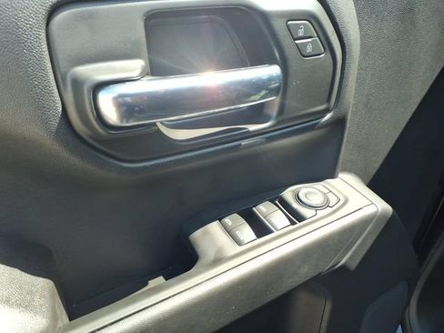 Used 2025 Chevrolet Silverado 1500 Custom RWD image 12
