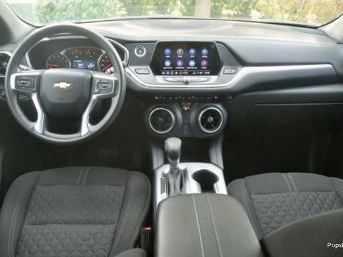 Used 2021 Chevrolet Blazer LT image 13