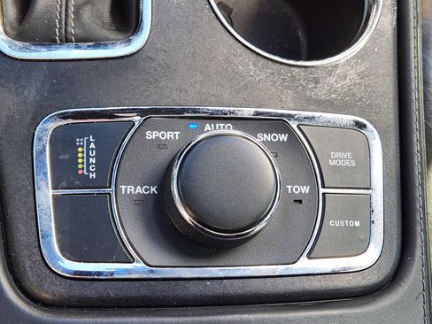 Used 2018 Jeep Grand Cherokee SRT AWD/4WD image 31