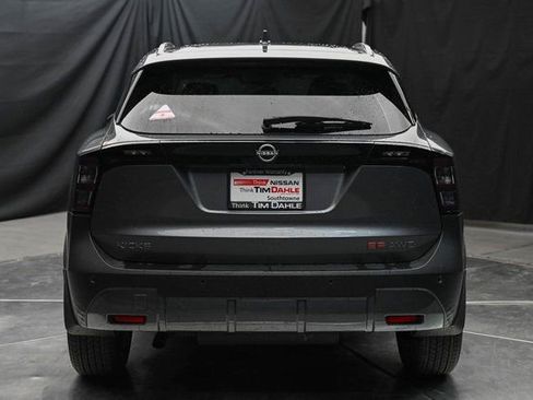 New 2025 Nissan Kicks SR w/ Illumination Package image 11