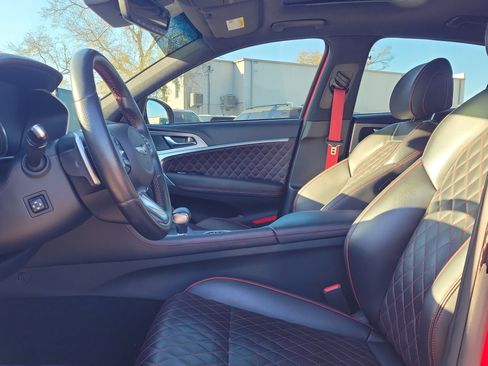 Used 2022 Genesis G70 3.3T w/ Sport Prestige Package image 20