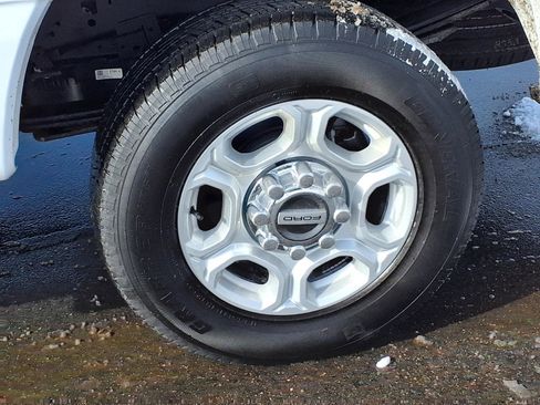 Used 2025 Ford F250 XLT image 25