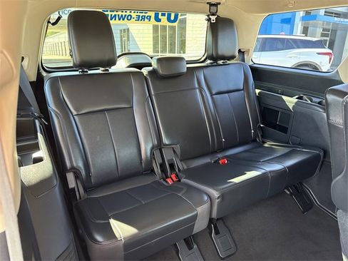 Used 2024 Ford Expedition XLT image 31