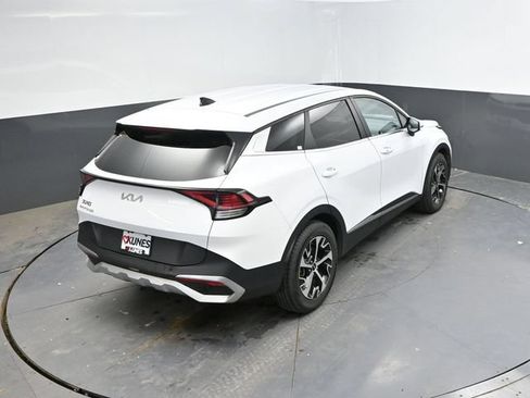 Used 2024 Kia Sportage EX FWD image 35