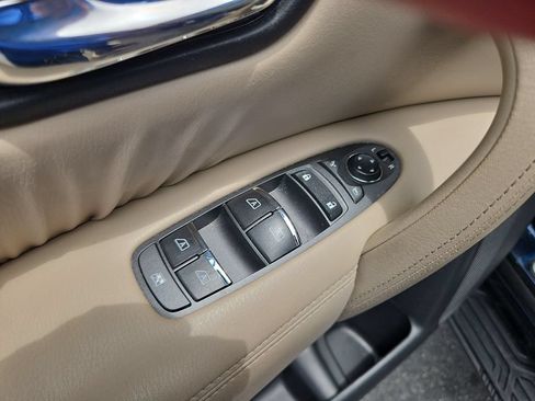 Used 2019 Nissan Armada SL w/ Premium Package RWD image 28