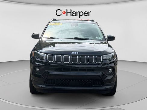 Used 2022 Jeep Compass Latitude w/ Sun and Sound Group AWD/4WD image 8