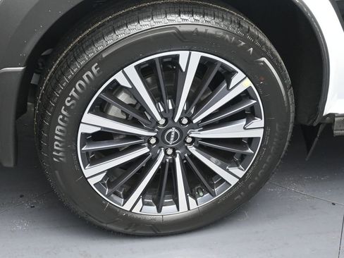 New 2026 Nissan Pathfinder Platinum AWD/4WD image 5